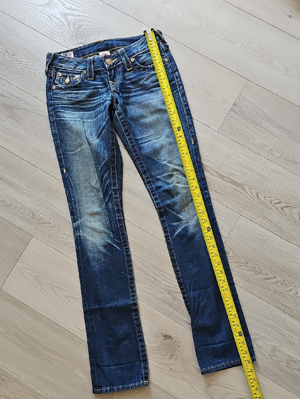 Y2K True Religion Low Rise Billy Skull Tab Roses Jeans, Sz 23 - Picture 16 of 16